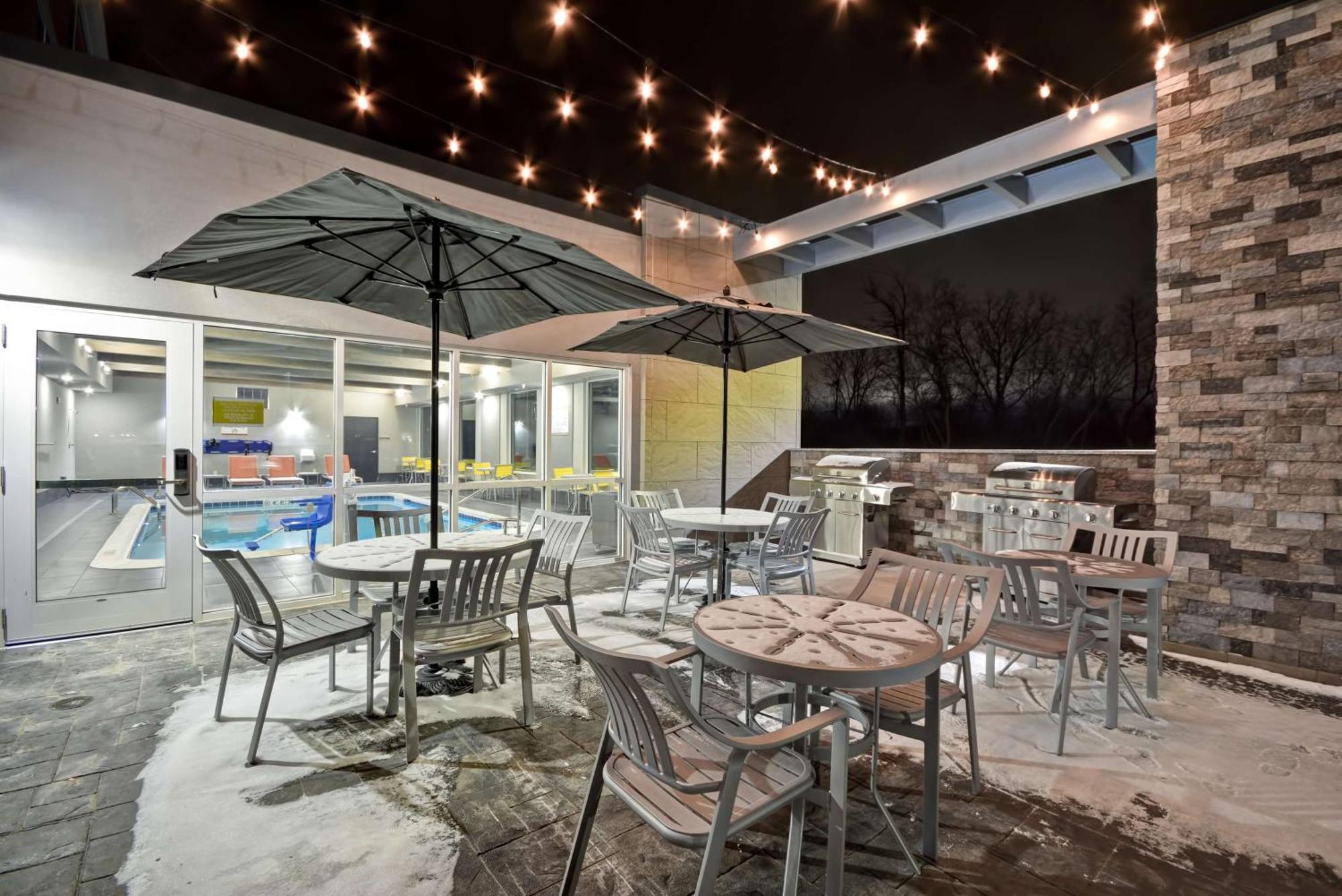 Home 2 Suites By Hilton Jackson Exterior photo